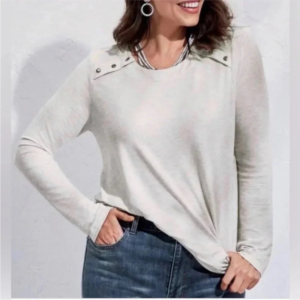 CAbi Snap Shoulder Sweatshirt Dove Gray Size Medium Hi-Lo Casual
